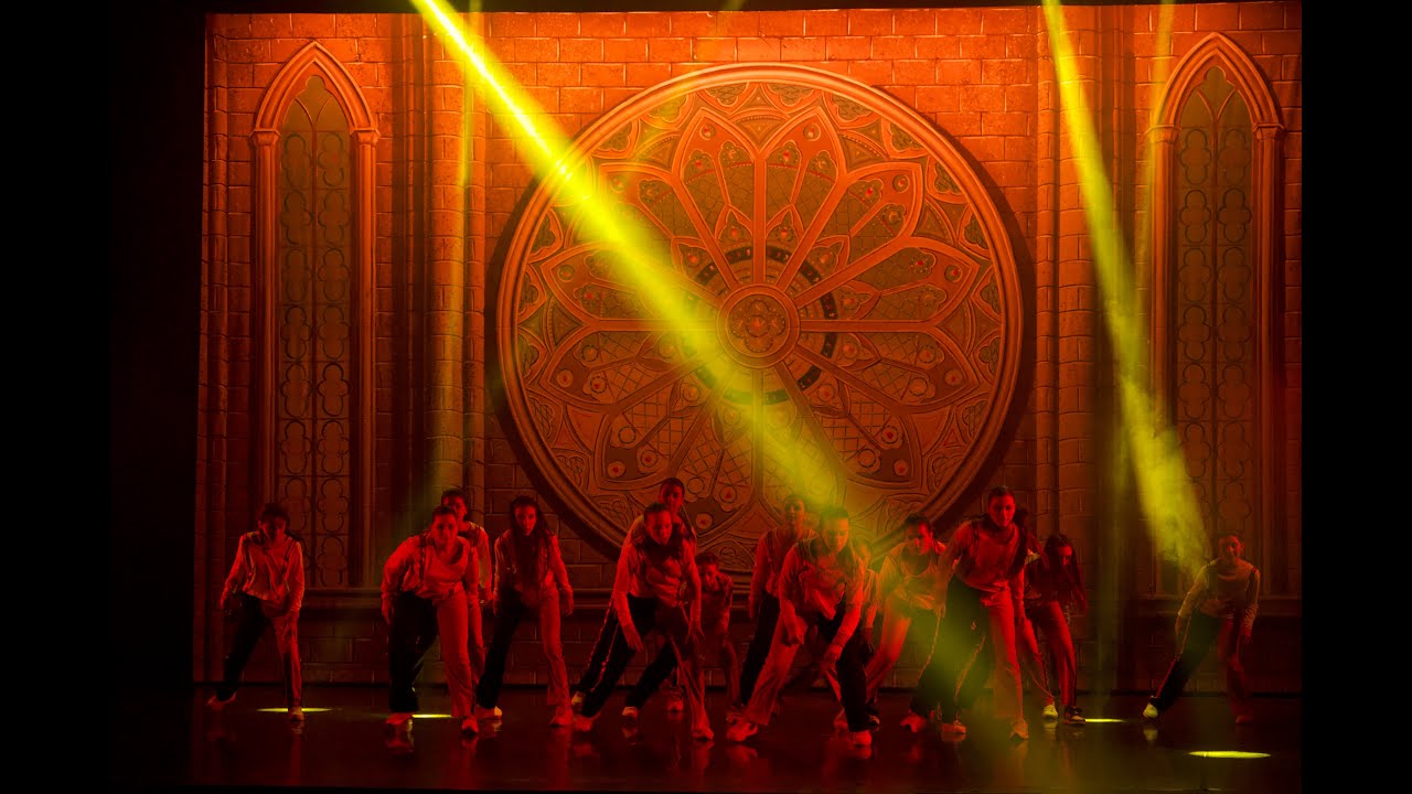 NOTRE DAME DE PARIS - COREOGRAFIA HIPHOP 