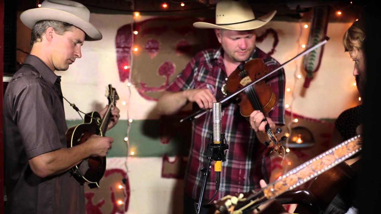 Foghorn Stringband - The Leland Waltz (Live @Pickathon 2012)