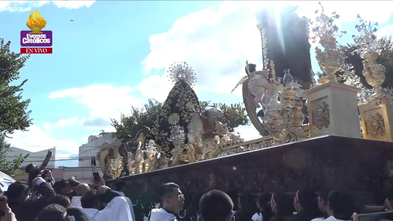 Salida Procesión Extraordinaria Santísima virgen María de la Soledad