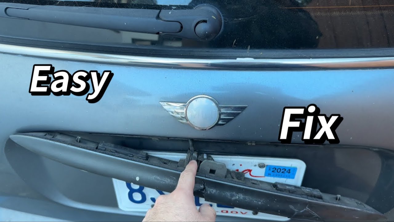 Replacing The Broken Trunk Handle On My Mini Cooper R53