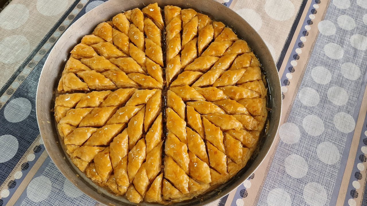Bakllava e Bajramit qe shkrihet në goj