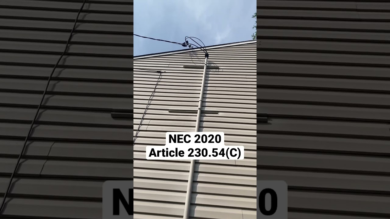 Головки электропитания должны располагаться над точкой крепления воздушных проводов электропитания.