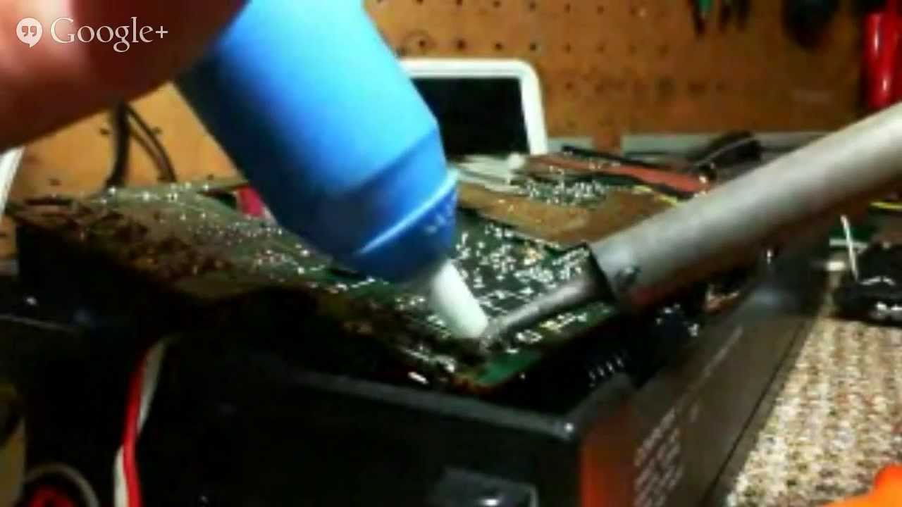 Jim's Radio Shop Live - Sony ICF2001 Video #16 with Hamrad88