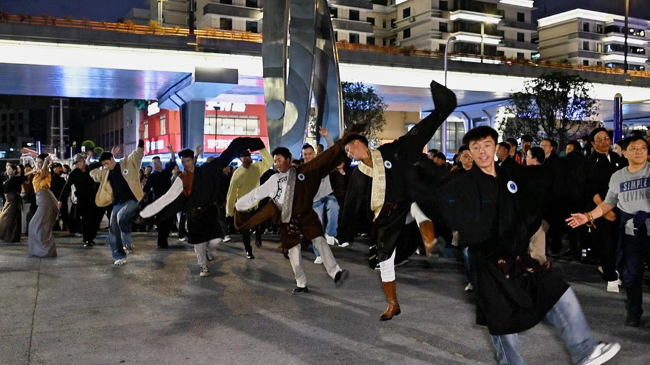 Tibetan dance 《益久措姆》