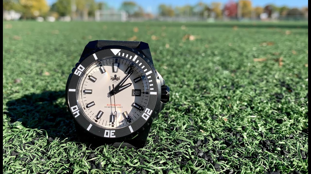 Leviathan - Now THAT'S a real dive watch! - The Phoibos Leviathan Review