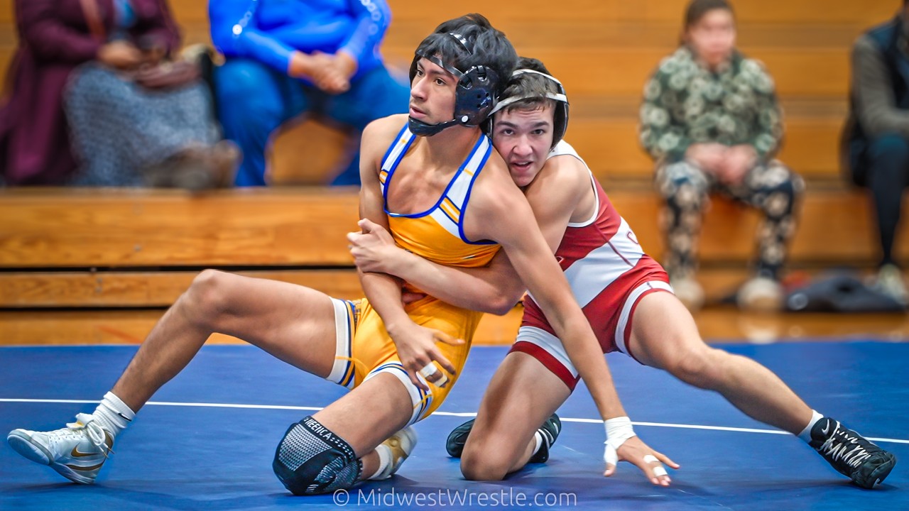 144 – Eric Robels {G} of De La Salle Institute IL vs. K. Fasel {R} of Brother Rice IL