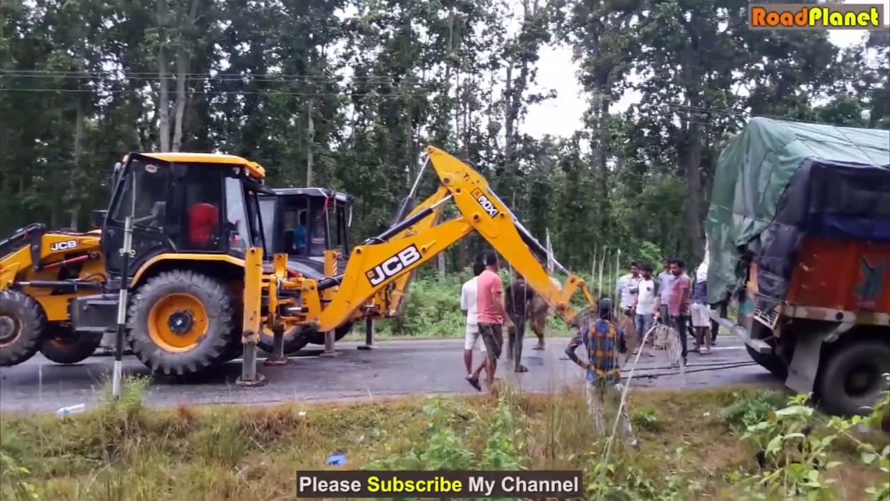 JCB Dozer Unable To Pull Truck - 3 JCB Dozer Trying To Pull One Truck - JCB VIDEO