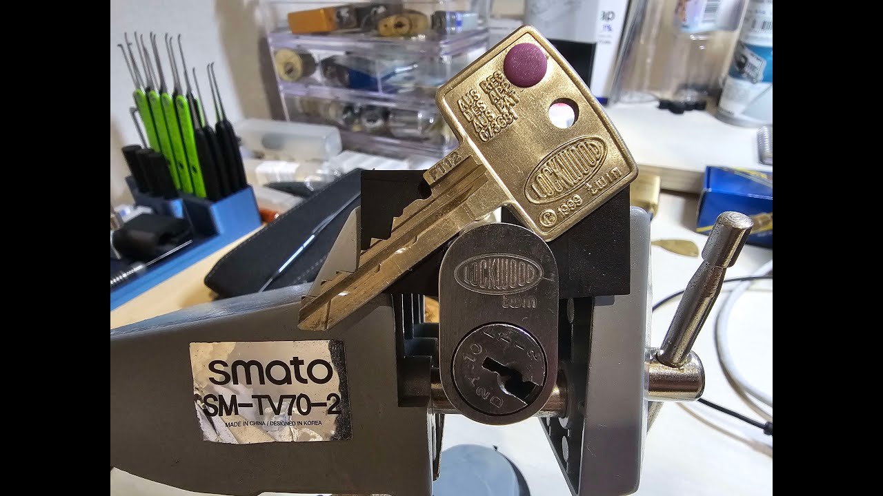 Lockwood Twin Picked and Gutted