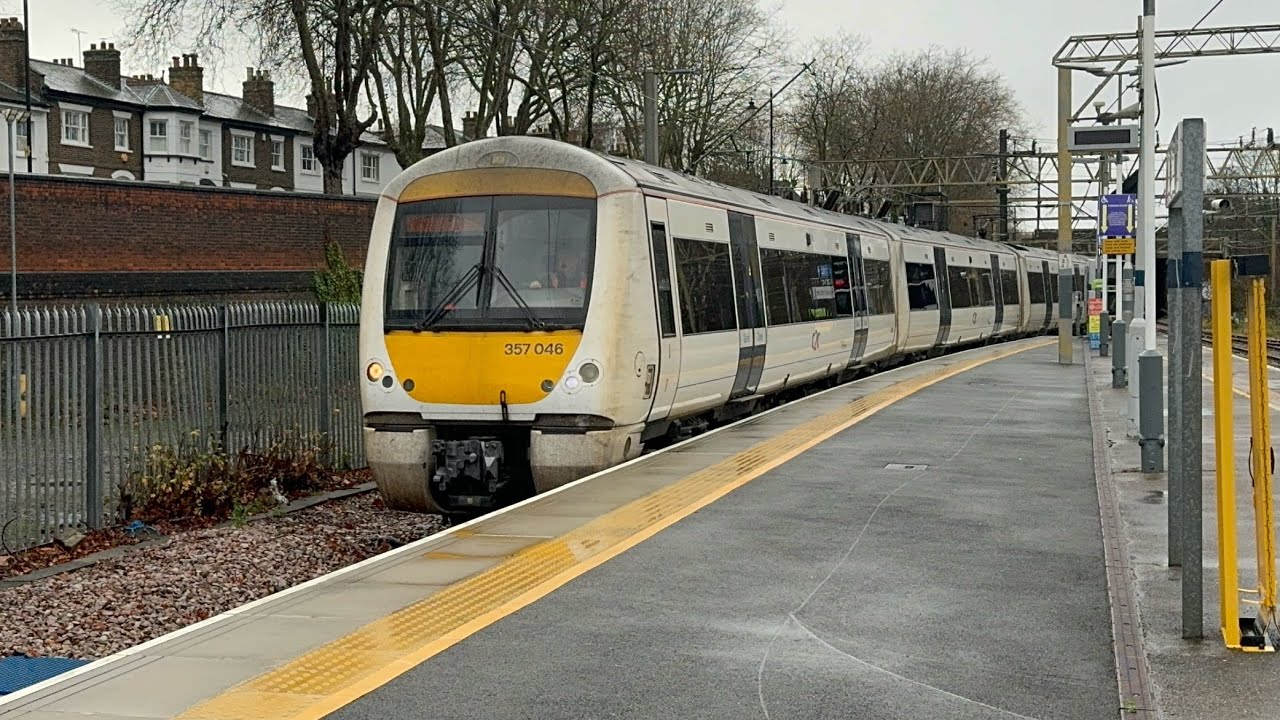 Trains at Southend Central, LTSML, 02/01/24