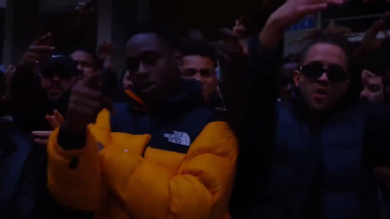Moose X ILLEOo - In Greece We Trap