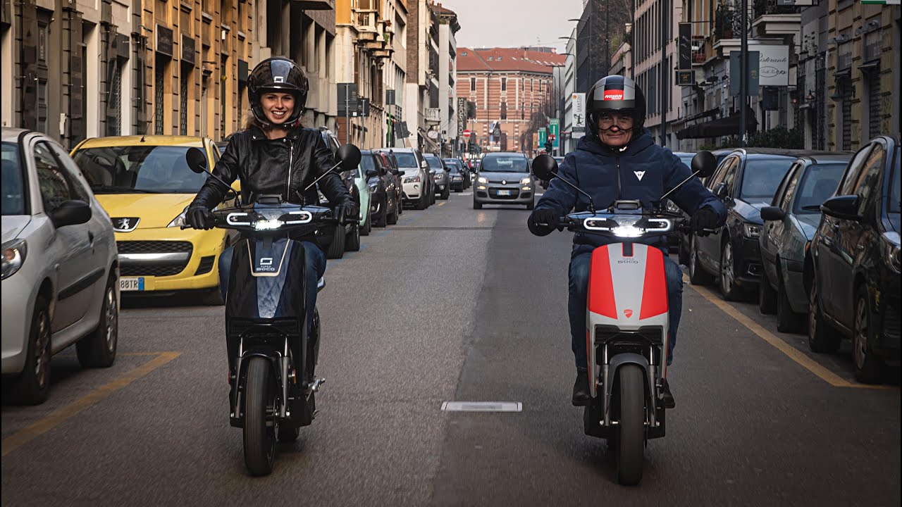 Discover the city with CUX and CUX Special Edition Ducati