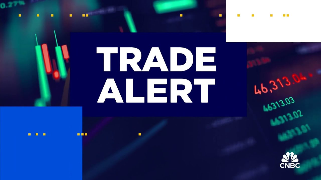 Trade Alert: Bill Baruch buys the pullback in CrowdStrike after a worldwide outage hits the stock