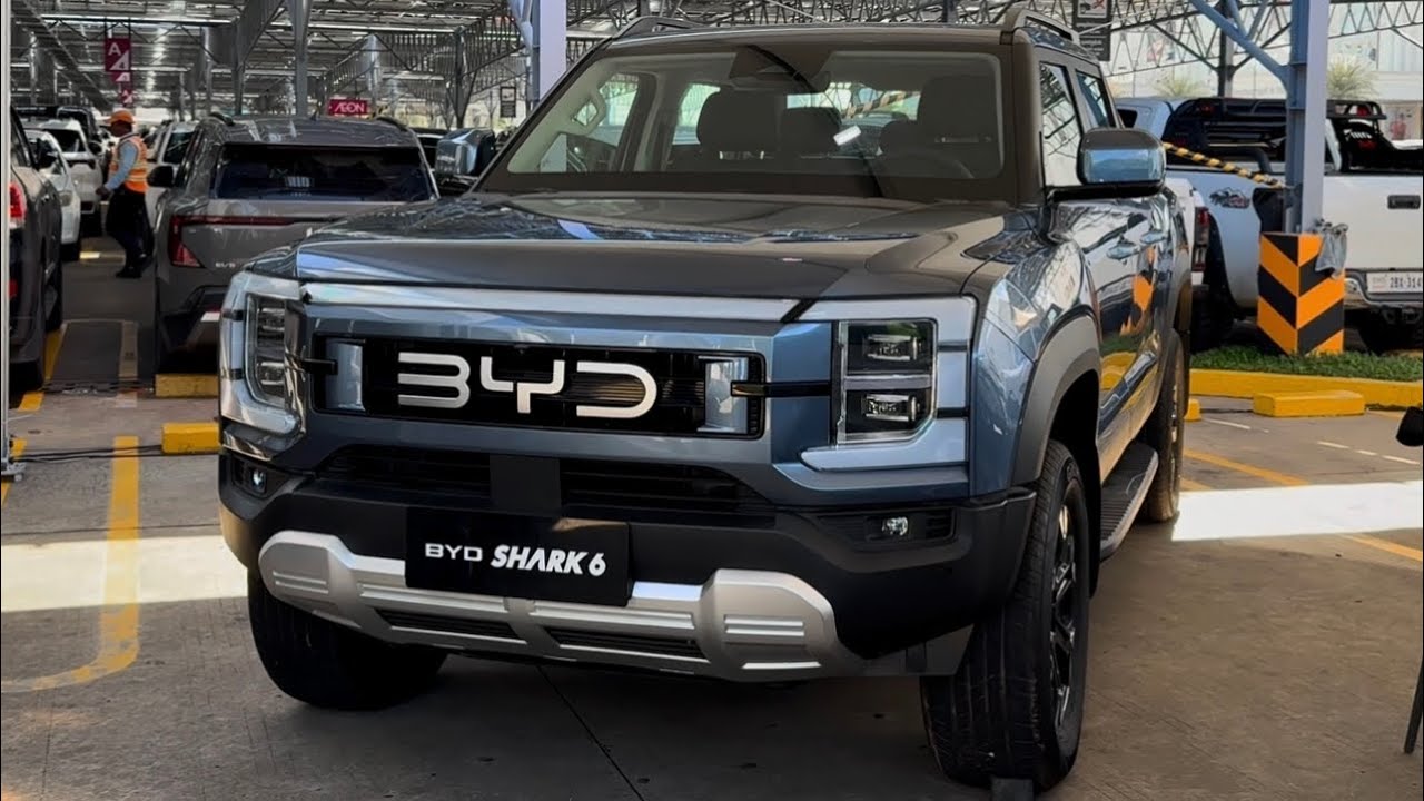Новый пикап BYD SHARK 6 2025 года — интерьер и экстерьер