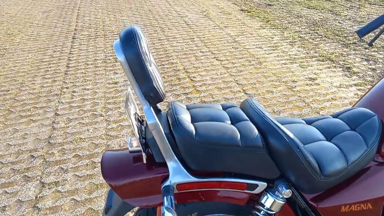 Honda Magna VF700c 1985