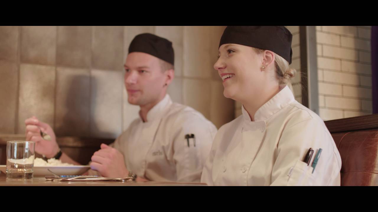 Earls Kitchen + Bar | Kitchen - Line Cook, Rebecca