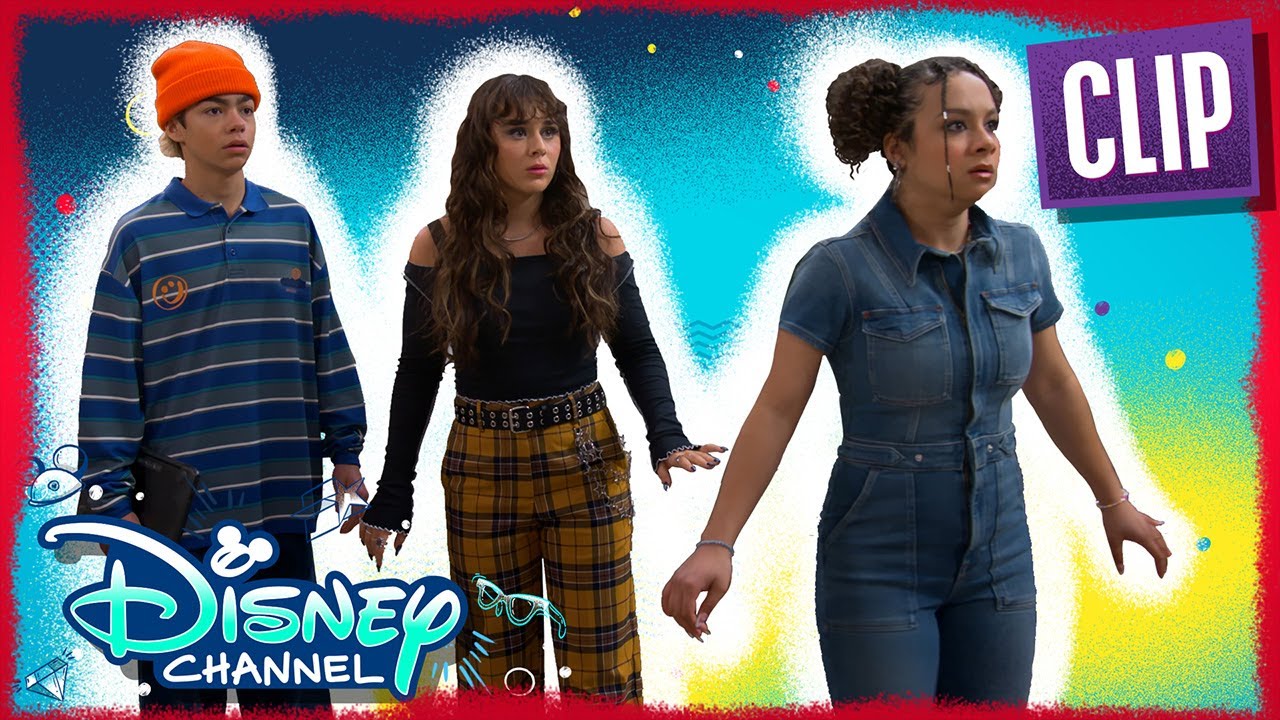 Amy, Hartley and Colby Sneak Into Gem’s House | Villains of Valley View | @disneychannelanimation