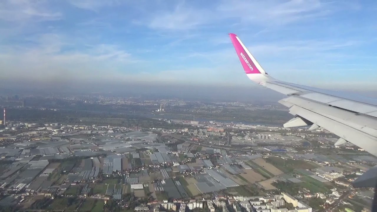 Überflug über Wien (Österreich) und Landung mit Airbus A321