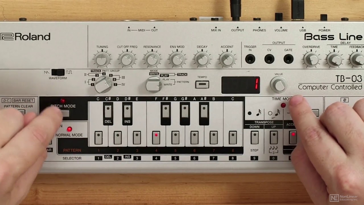 Roland Boutique 104: TB-03 Explained and Explored - 10. Creating A Pattern In Step Mode