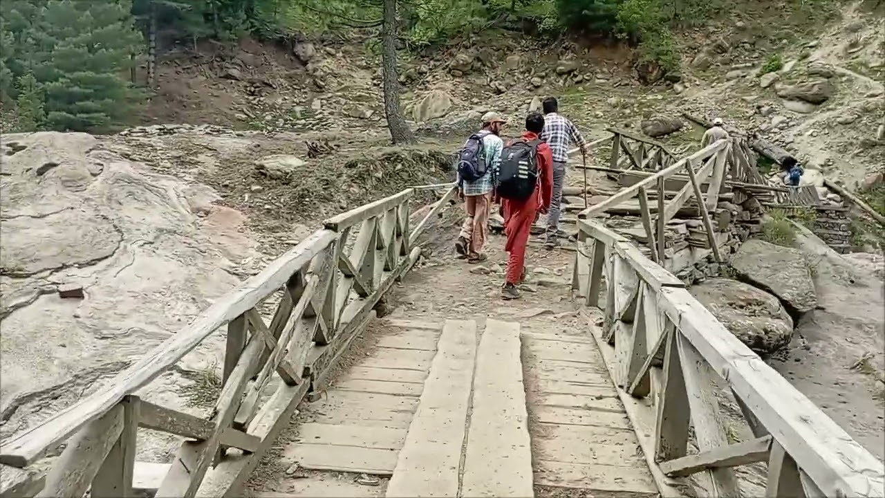 METHWAN... CROSSING THE DANGEROUS BRIDGE 