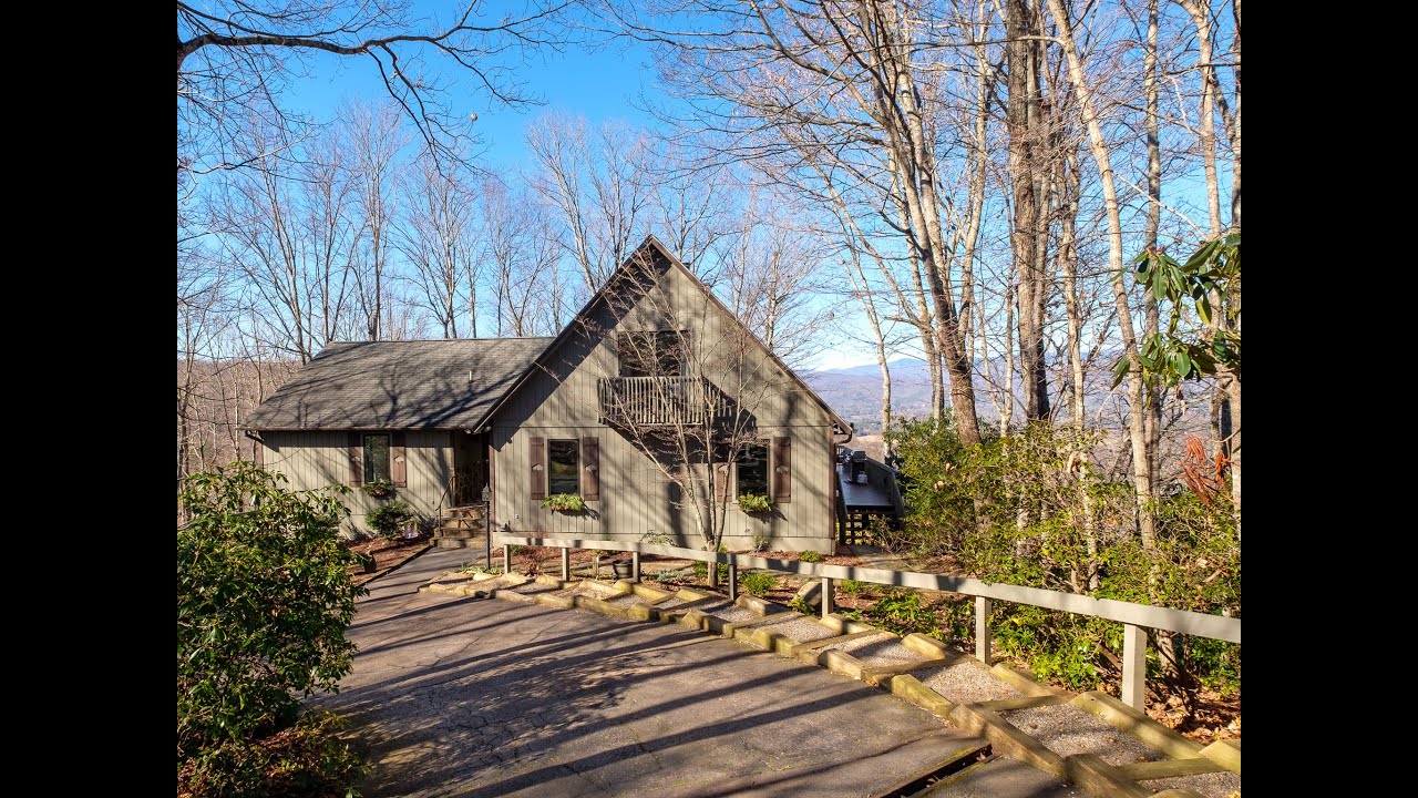 137 Wanei Court, Brevard, North Carolina 28712 | Connestee Falls | WNC Mountain Real Estate For Sale