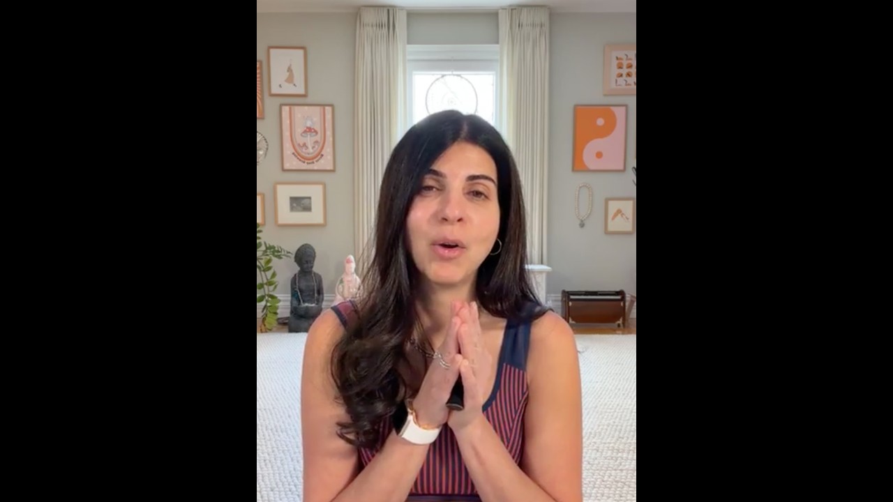 10 Minute Morning Mindful Meditation with Marisol