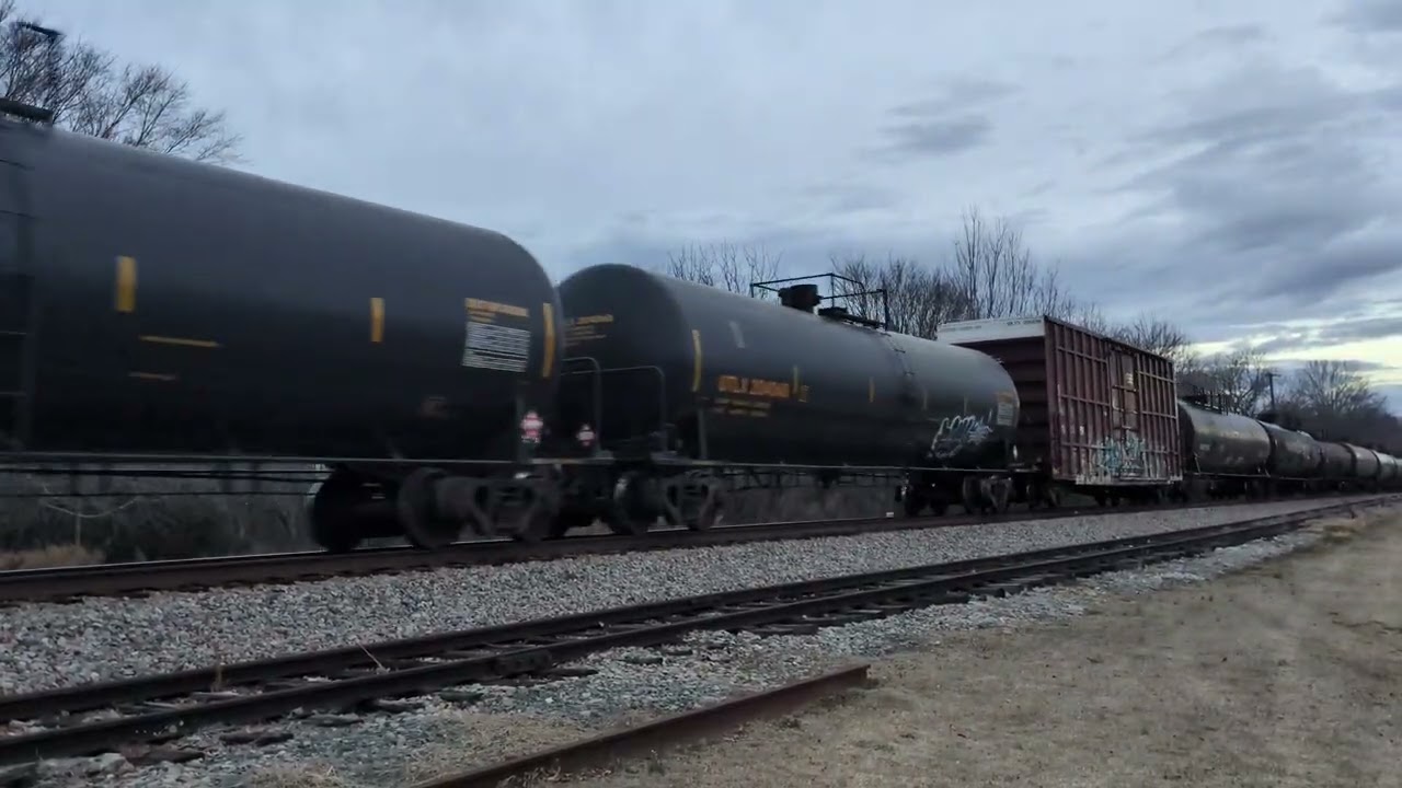 CSX M653  Manifest Train Through Iron Station NC 