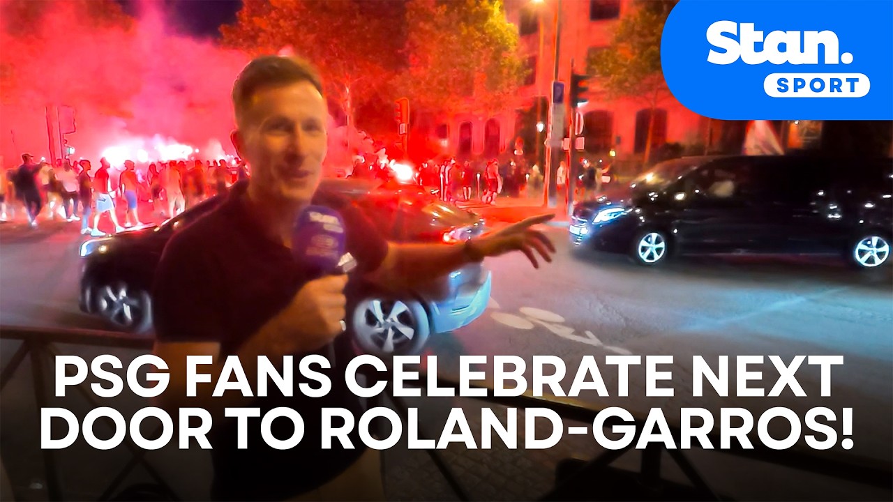 PSG fans celebrate their Champions League win at Parc des Princes - 𝙉𝙀𝙓𝙏 𝘿𝙊𝙊𝙍 to Roland-Garros 🎆🎾