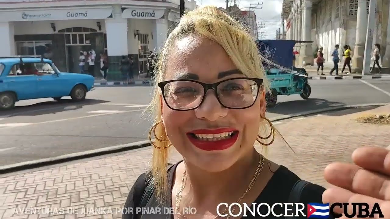 Cubana dice no ser BOBA y me lo demuestra sin censura por la ciudad de Pinar del Río.