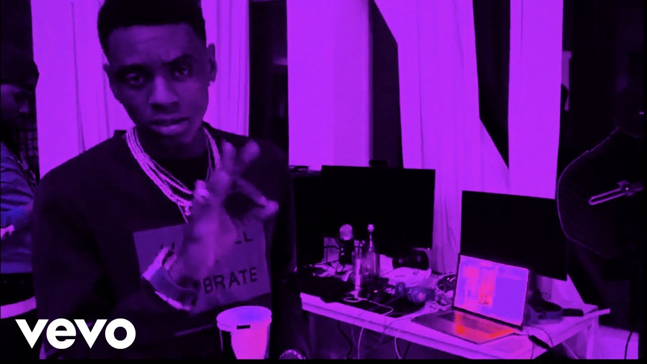 Taiya - Instagram Famous (Lyric Video) feat. Soulja Boy