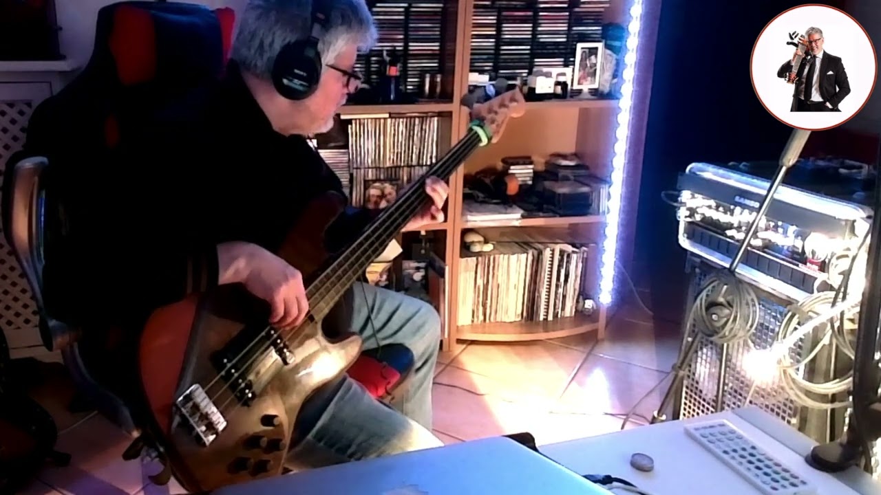ONE MORE NIGHT BY PHIL COLLINS (PERSONAL BASS COVER) WITH FRETLESS BASS
