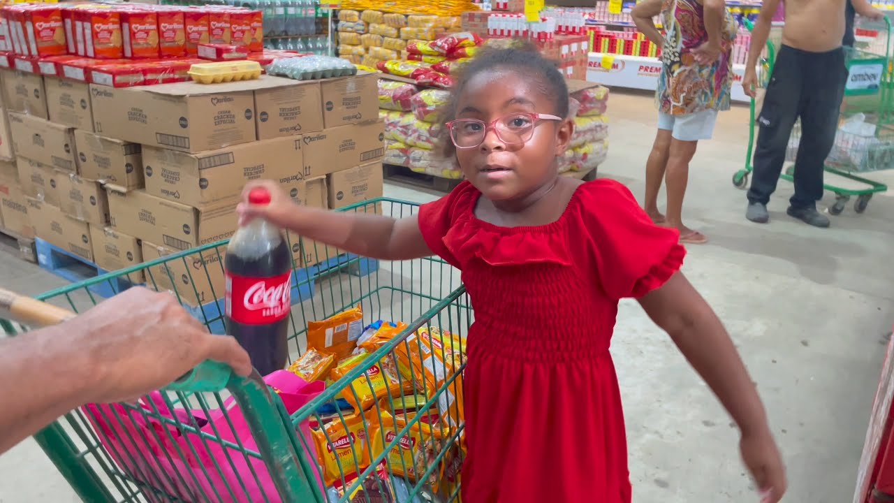 VLOG NO SUPERMERCADO💰💸kATIELE FAZENDO AS COMPANHIAS PRA ELA PELA PRIMEIRA VEJA O QUE ELA PEGOU