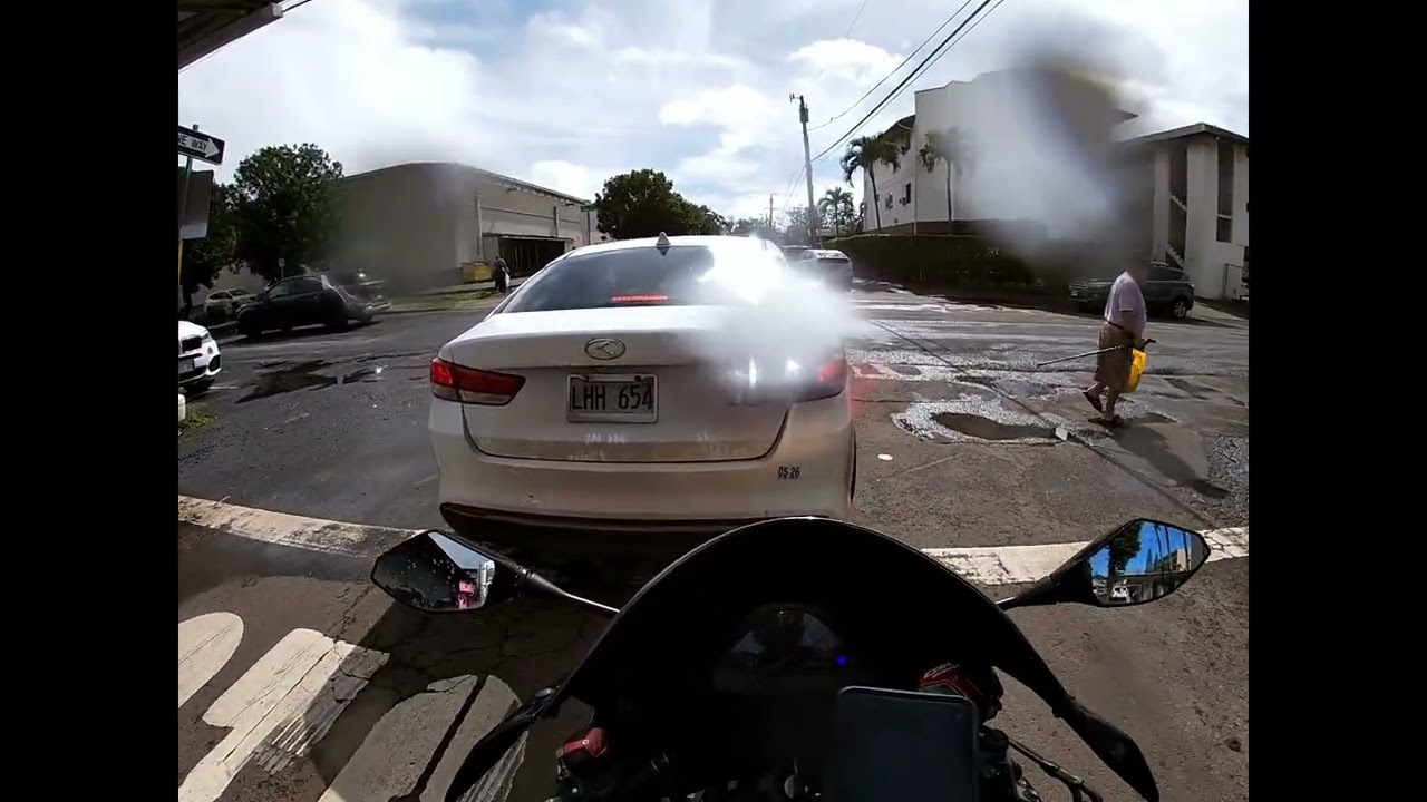 Afternoon Motorcycle Ride Home | Wet Road | Traffic | Oahu