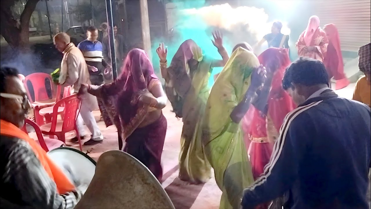 गाँव की शादी में लाकोर डांस 😅@PriyankaNeerajVlogs 