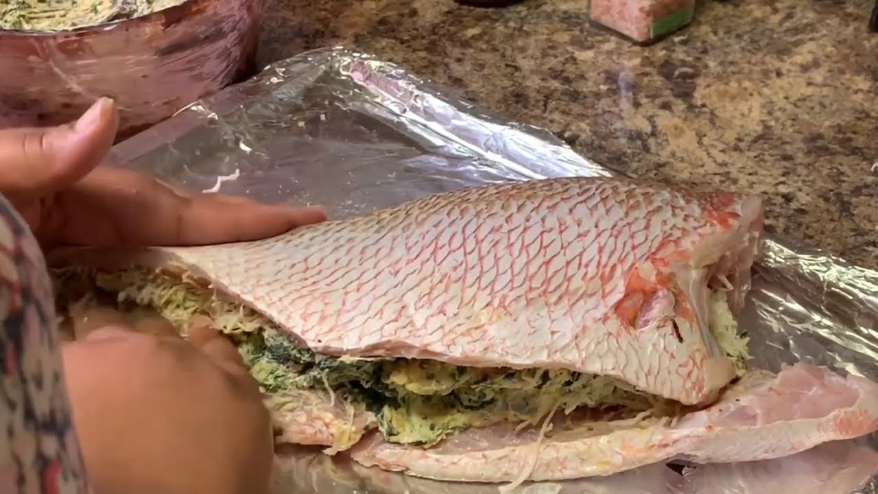 Stuffed Red Snapper Recipe With Shrimp And Spinach | Scallop Seafood Sauce