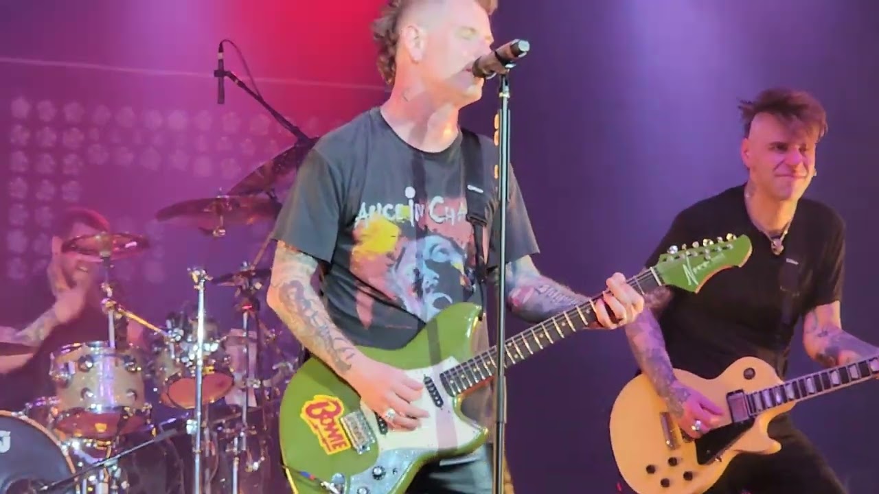 Corey CMFT Taylor Live - Song #3 (Stone Sour)
