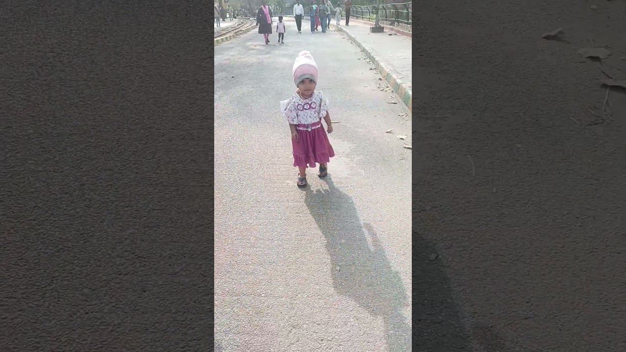 cute walk in Nehru park 