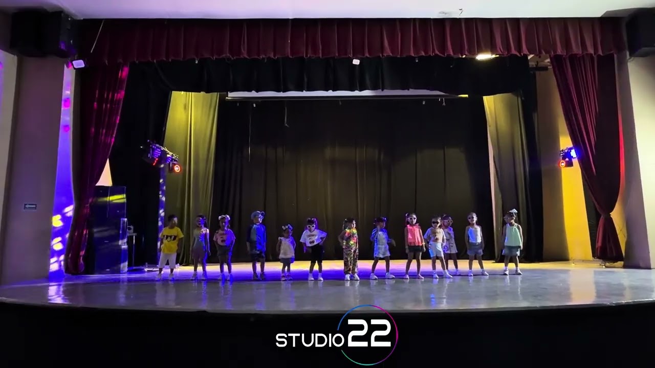 URBAN MINI • S22