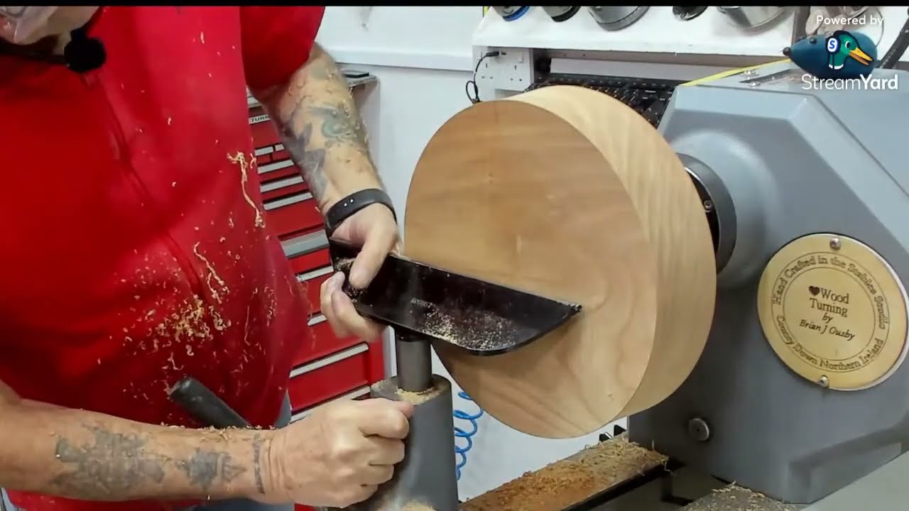  Woodart. Elm bowl with Stunning grain that FOUGHT  back 😂