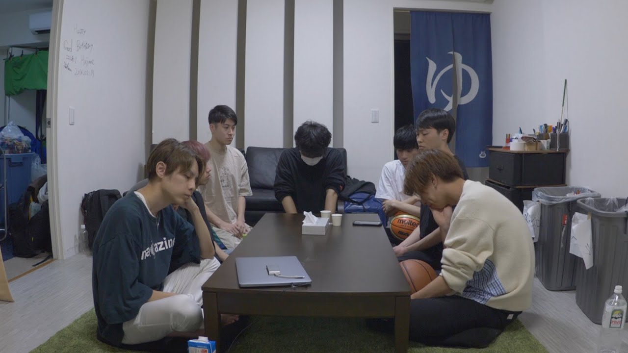 辞めたいと言っているメンバーがいるのでみんなで話し合いました。