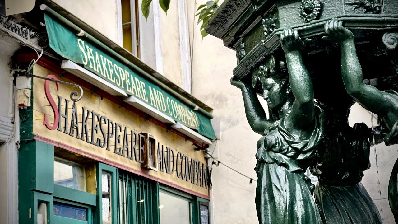 An American Bookworm in Paris!