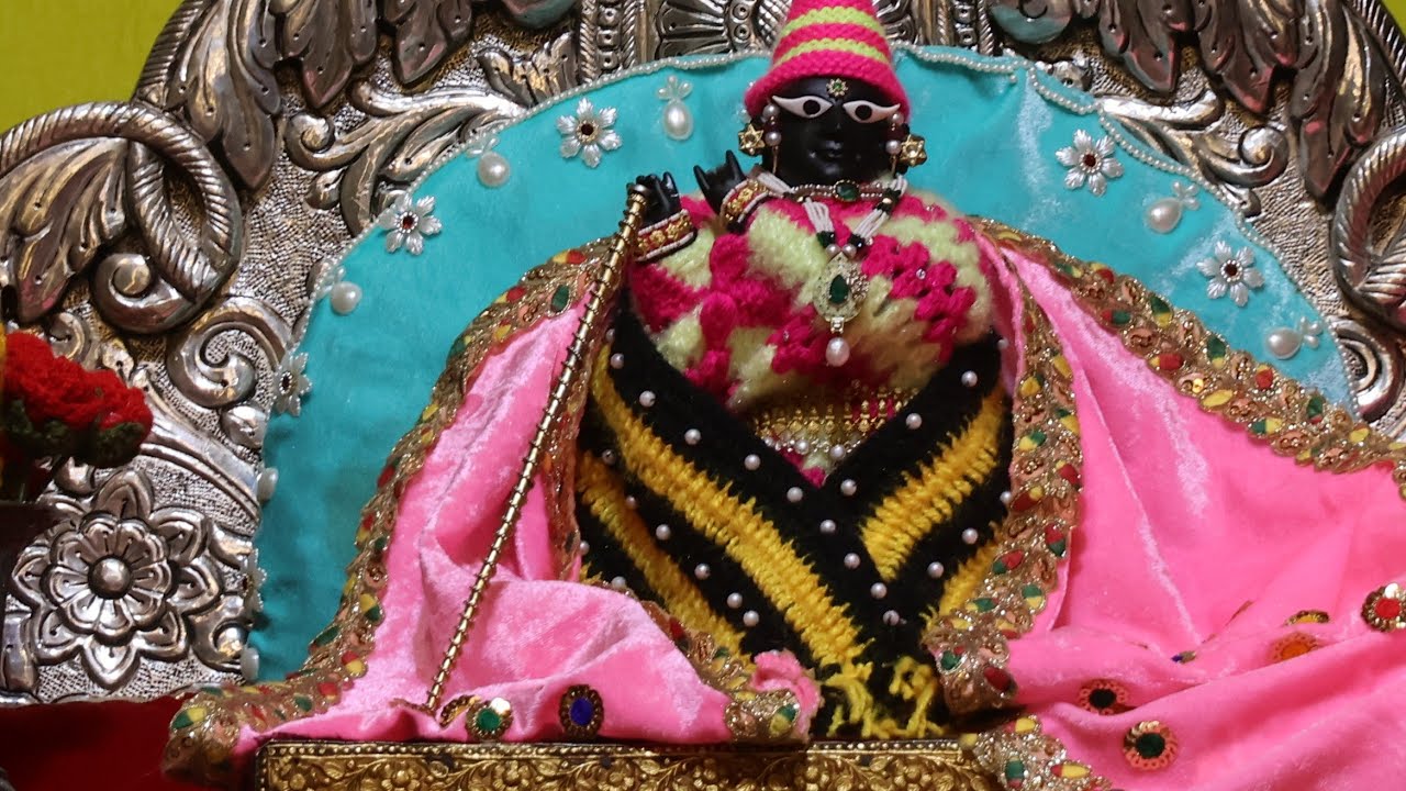 daily mangla Aarti darshan from Vrindavan