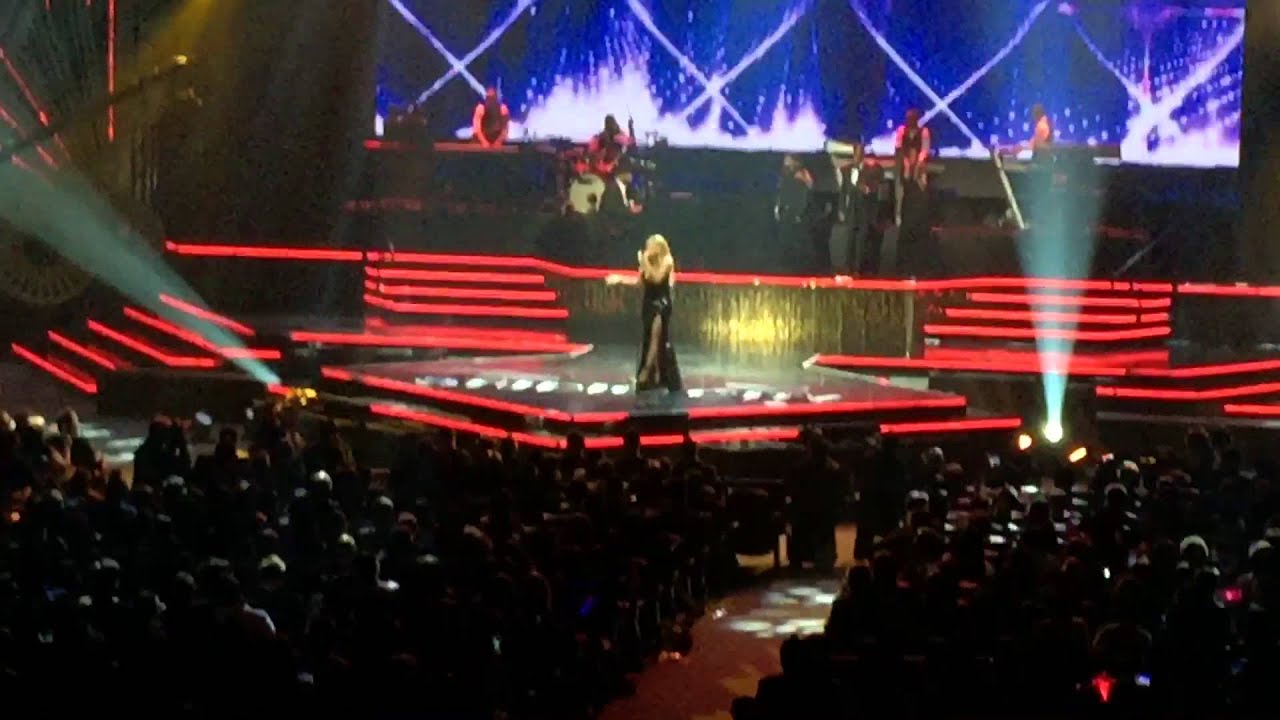 Always Be My Baby - Mariah Carey live in Macau Studio City