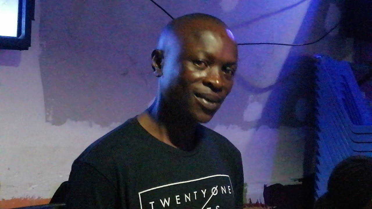 Seth Oloo (KOMBEKO) ohangla live performance
