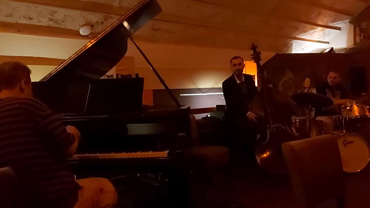Balázs József trio-Silence (Charlie Haden)
