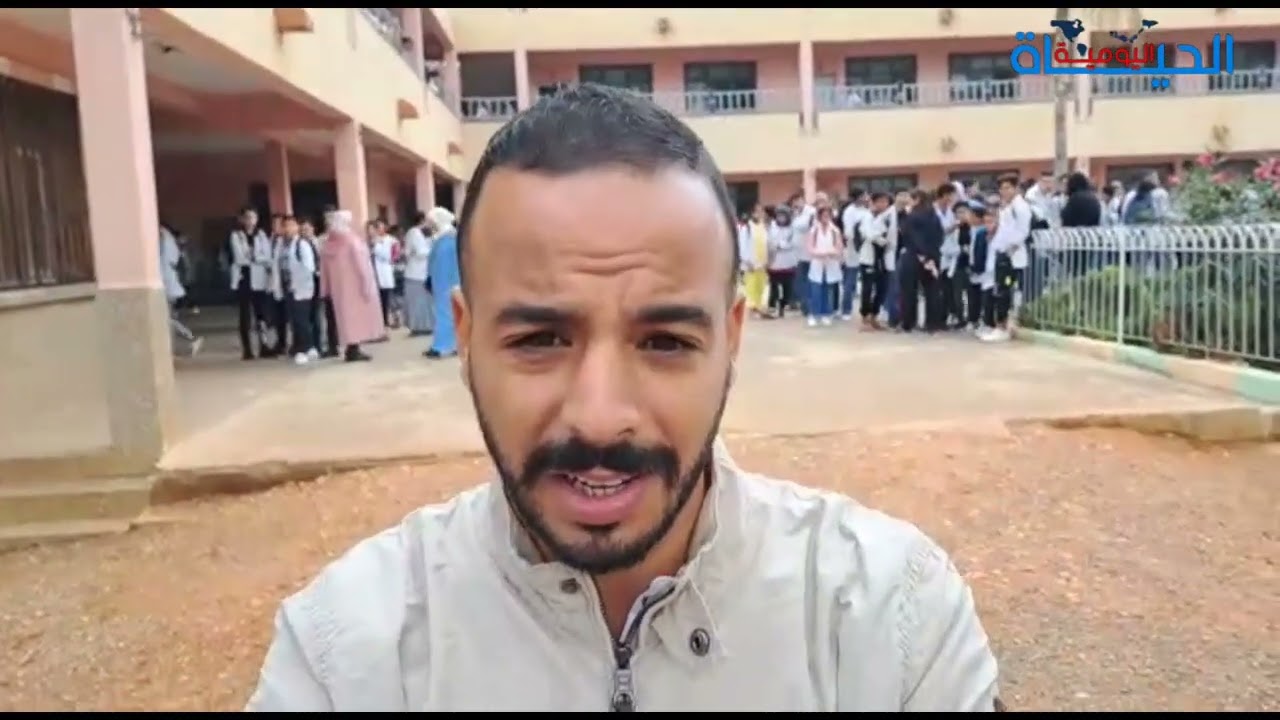 أساتذة إعدادية الإمام مالك بسلا يحتجون على تنقيل عون حارس تعسفيا
