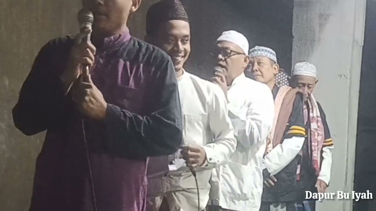 TAUSYIAH BAROKAH BULAN ROMADHON K.H.ABD.SOMAD / MAHALUL QIYAM MJLS THORRIQUS SA'ADAH KRNGPLOSO MLNG 