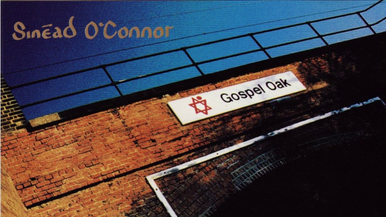 Sin&eacute;ad O'Connor &lrm;