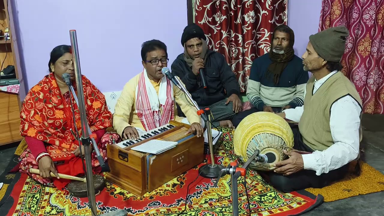 হরিবাসর কীর্তন তোরা দেখবি যদি শীঘ্র আয় গৌড় নাচে শ্রীবাস আঙ্গিনায় 🙏 গানের ভুল ত্রুটি ক্ষমা করবেন 🙏