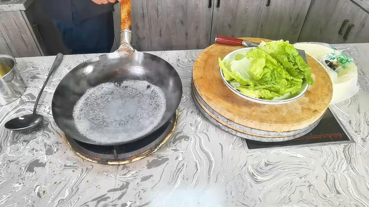 别总吃大鱼大肉了，大厨教你做耗油生菜，清香爽脆营养还丰富#美食 #蚝油生菜家常做法