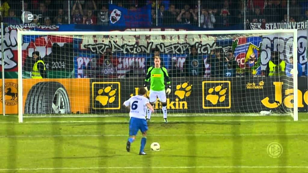 1. FC Heidenheim 3:4 n.E. Borussia Mönchengladbach (Elfmeterschießen, DFB-Pokal 2011/2012)
